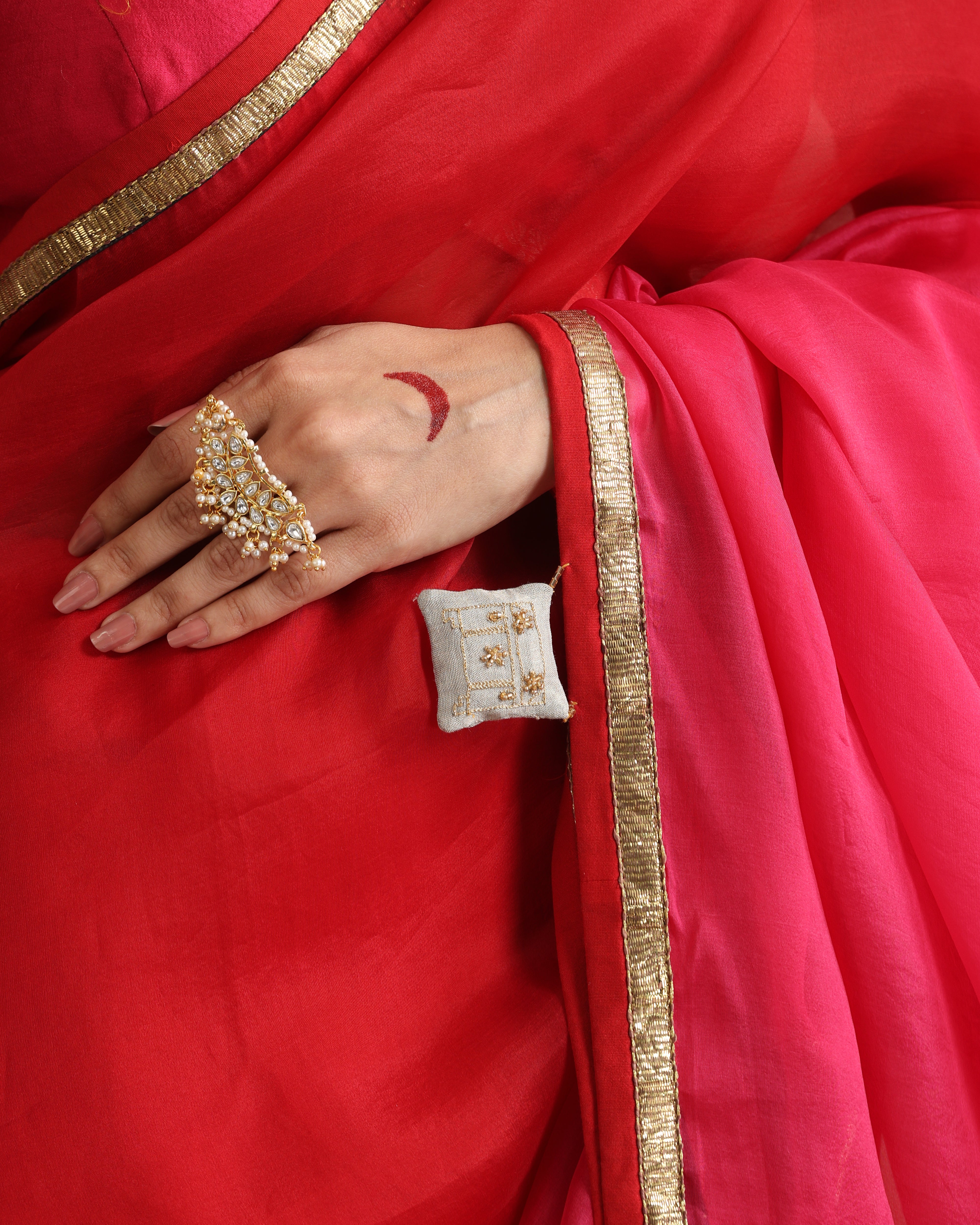 Suhani (Saree only)