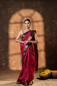 Handloom Silk Cotton Maheshwari Saree with Zari border